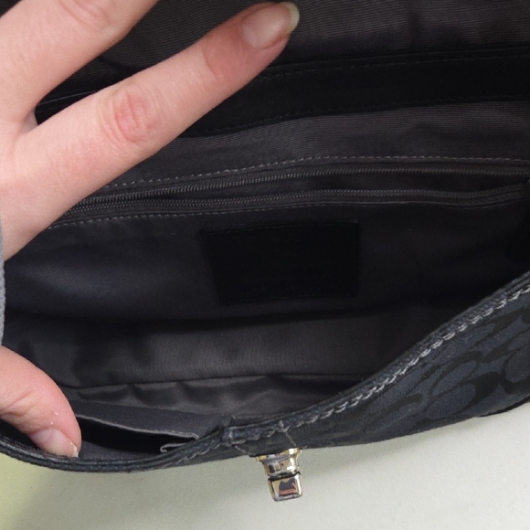 Coach Signature Chelsea Soho Flap Shoulder Bag - Picture 7 of 9